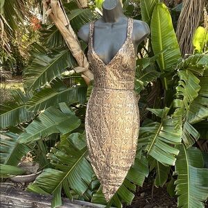 Sequin snakeskin backless asymmetric dress